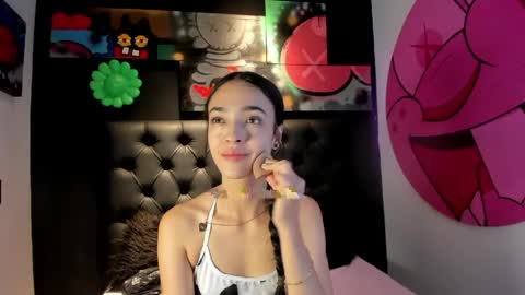 Snapshot of miia_bratz chatting on 13, 4, 2026 miia_bratz online show from 13, 4, 2026