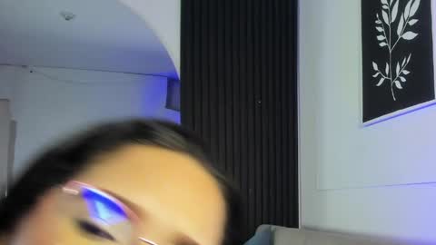 miia_deluxe_ online show from 2, 5, 2026