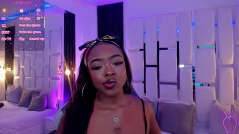 Snapshot of miia_schwarz chatting on 13, 11, 2025 Miia Schwarz online show from 13, 11, 2025