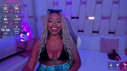 Snapshot of miia_schwarz chatting on 11, 4, 2026 Miia Schwarz online show from 11, 4, 2026