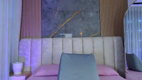 Snapshot of miia_scoott_ chatting on 4, 8, 2026 miia scoott online show from 4, 8, 2026