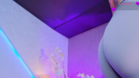 miia_sttone online show from 8, 5, 2026