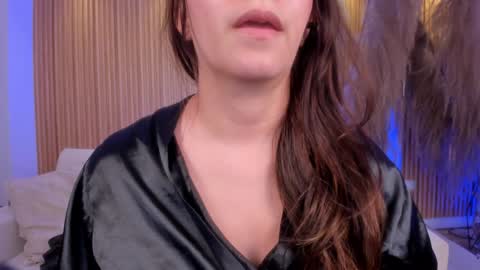 Miia 3 online show from 20, 12, 2024