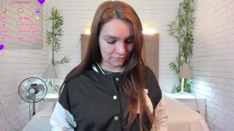 Miia 3 online show from 3, 2, 2025