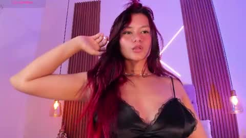 Mia  online show from 28, 7, 2026