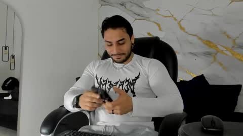 Snapshot of miike_stone1 chatting on 9, 10, 2025 Daniel online show from 9, 10, 2025