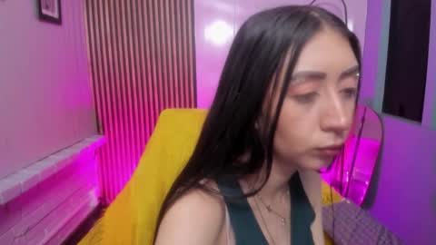 miilu  online show from 18, 3, 2026