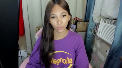 Snapshot of mika_cora chatting on 1, 3, 2026 MIKA online show from 1, 3, 2026