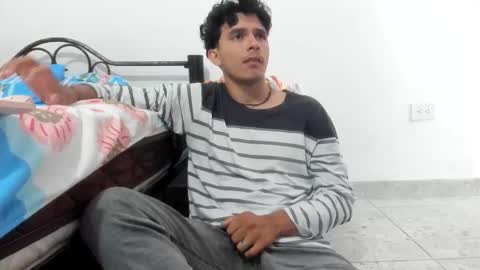 Snapshot of mikael_stor chatting on 2, 10, 2025 mikael_stor online show from 2, 10, 2025