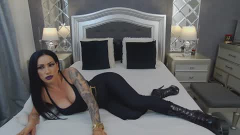 Snapshot of mikaelajensen chatting on 23, 7, 2026 Mikaela online show from 23, 7, 2026