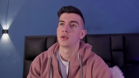 mikael online show from 1, 10, 2025