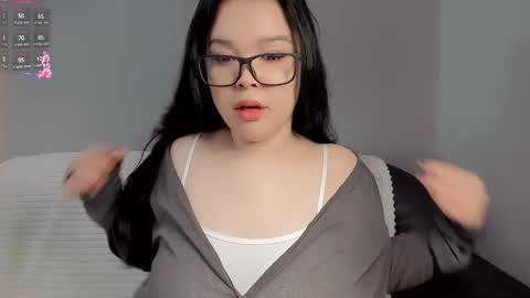 mikasssu online show from 5, 11, 2025