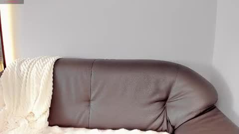 mikasssu online show from 17, 12, 2025