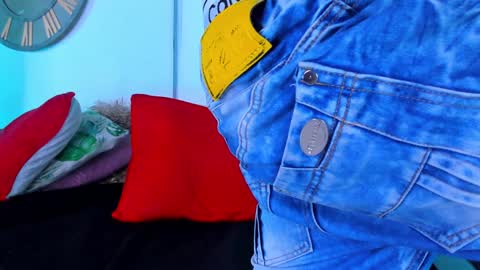 Mike 0233 online show from 15, 12, 2024