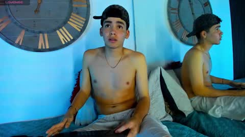 Mike 0233 online show from 22, 2, 2025