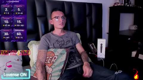 Snapshot of mike_bennet chatting on 16, 3, 2026 Mike Bennet Make me Cum Please online show from 16, 3, 2026