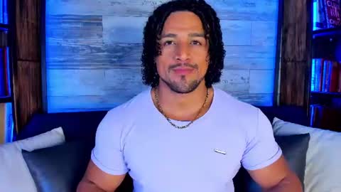 Snapshot of mike_estevess chatting on 15, 7, 2026 online show from 15, 7, 2026