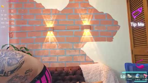 Snapshot of mike_jonness chatting on 24, 10, 2025 M I K E online show from 24, 10, 2025