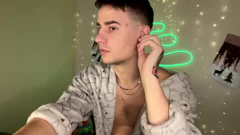 Snapshot of mike_severi chatting on 22, 12, 2024 Mike online show from 22, 12, 2024