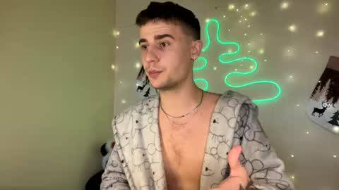 Snapshot of mike_severi chatting on 22, 12, 2024 Mike online show from 22, 12, 2024