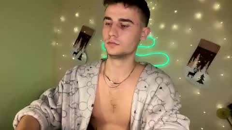 Snapshot of mike_severi chatting on 22, 12, 2024 Mike online show from 22, 12, 2024