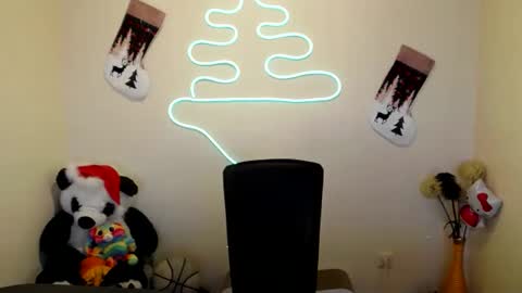 Snapshot of mike_severi chatting on 26, 12, 2024 Mike online show from 26, 12, 2024