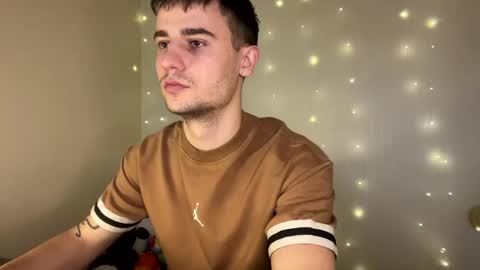 Snapshot of mike_severi chatting on 6, 1, 2025 Mike online show from 6, 1, 2025