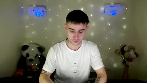 Snapshot of mike_severi chatting on 4, 2, 2025 Mike online show from 4, 2, 2025