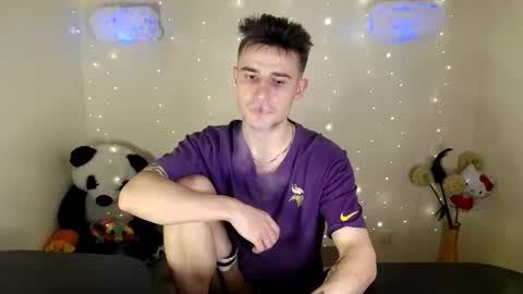 Snapshot of mike_severi chatting on 5, 2, 2025 Mike online show from 5, 2, 2025