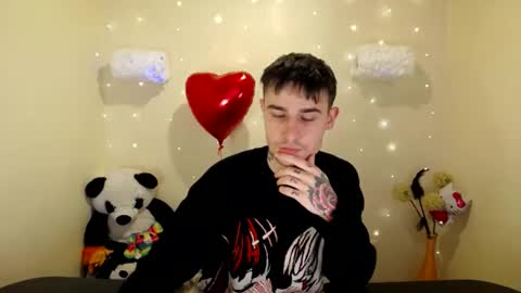 Snapshot of mike_severi chatting on 18, 2, 2025 Mike online show from 18, 2, 2025