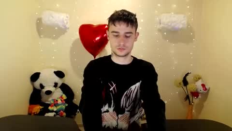 Snapshot of mike_severi chatting on 19, 2, 2025 Mike online show from 19, 2, 2025