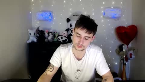 Snapshot of mike_severi chatting on 26, 2, 2025 Mike online show from 26, 2, 2025