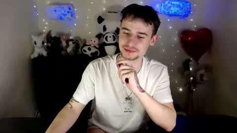 Snapshot of mike_severi chatting on 27, 2, 2025 Mike online show from 27, 2, 2025