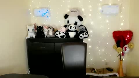 Snapshot of mike_severi chatting on 6, 3, 2025 Mike online show from 6, 3, 2025