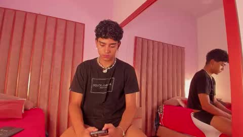 Mike Thomsonn online show from 1, 2, 2026