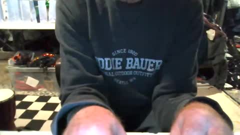 Snapshot of mikeb3200 chatting on 3, 2, 2025 mikeb3200 online show from 3, 2, 2025