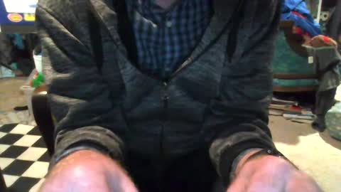 Snapshot of mikeb3200 chatting on 10, 3, 2025 mikeb3200 online show from 10, 3, 2025