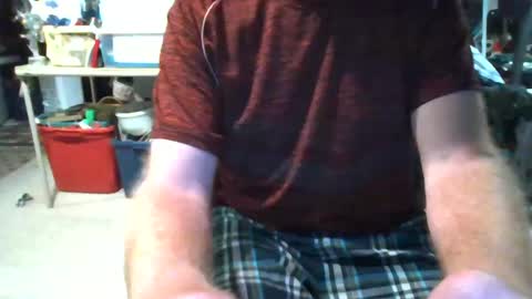 Snapshot of mikeb3200 chatting on 10, 10, 2025 mikeb3200 online show from 10, 10, 2025