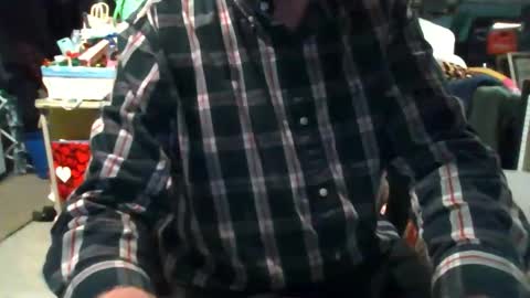 Snapshot of mikeb3200 chatting on 27, 3, 2026 mikeb3200 online show from 27, 3, 2026