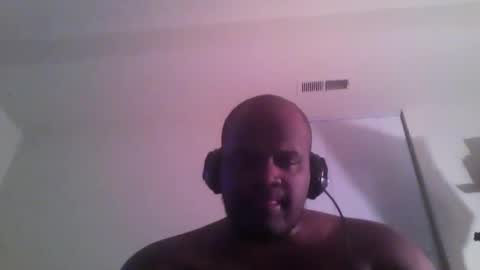 Snapshot of mikebbc123 chatting on 4, 12, 2024 mikebbc123 online show from 4, 12, 2024