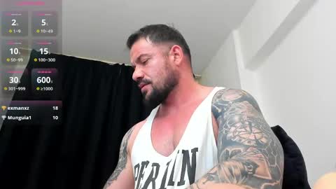 Snapshot of mikebigboy31 chatting on 18, 5, 2026 Mike online show from 18, 5, 2026