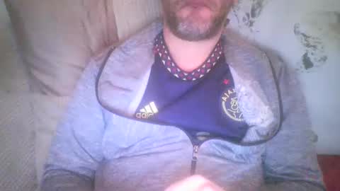 mikehockishuge9 online show from 6, 1, 2025