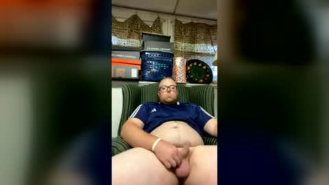 Snapshot of mikey00999 chatting on 29, 7, 2026 mikey00999 online show from 29, 7, 2026