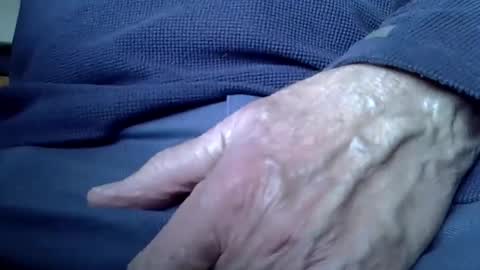 Snapshot of mikeybed chatting on 14, 1, 2025 mikeybed online show from 14, 1, 2025