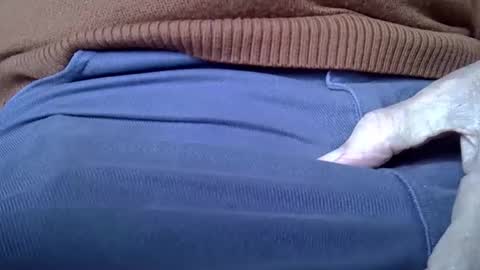 Snapshot of mikeybed chatting on 2, 12, 2025 mikeybed online show from 2, 12, 2025