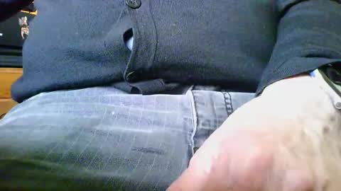 Snapshot of mikeybed chatting on 20, 3, 2026 mikeybed online show from 20, 3, 2026