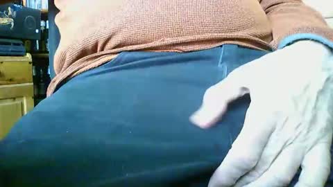 Snapshot of mikeybed chatting on 31, 3, 2026 mikeybed online show from 31, 3, 2026