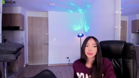 VIOLETAMIKE online show from 2, 3, 2026