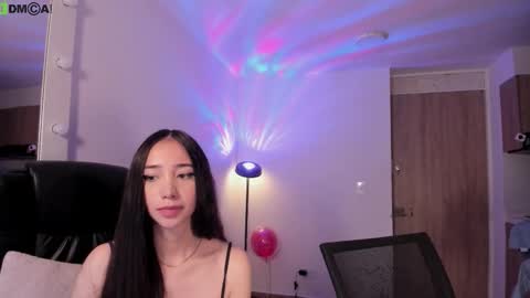 VIOLETAMIKE online show from 18, 3, 2026