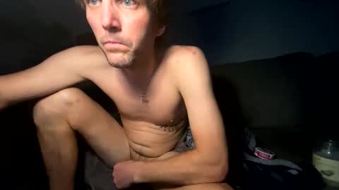 Snapshot of mikeywhite123 chatting on 16, 4, 2026 mikeywhite123 online show from 16, 4, 2026